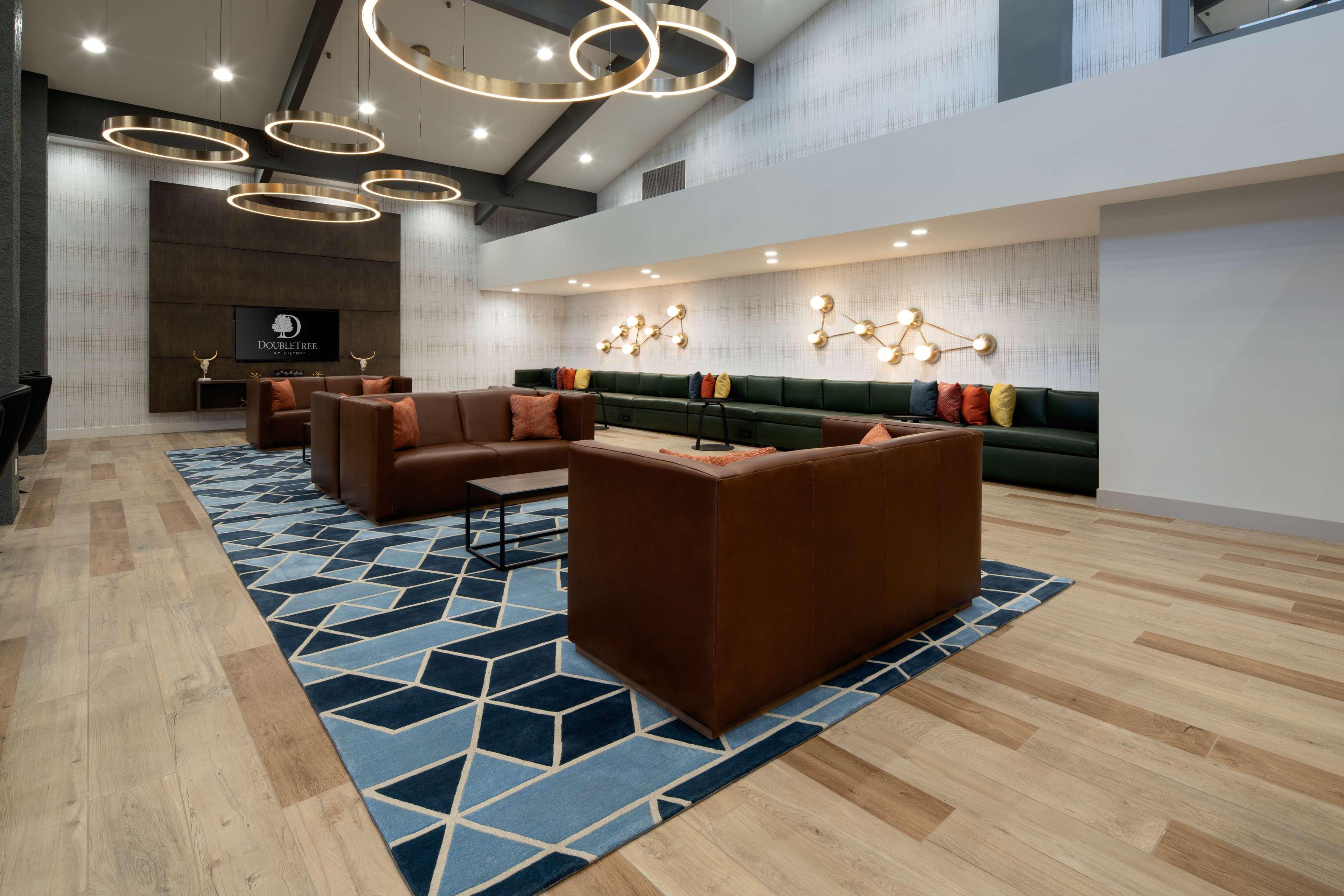מלון Doubletree By Hilton בייקרספילד מראה חיצוני תמונה