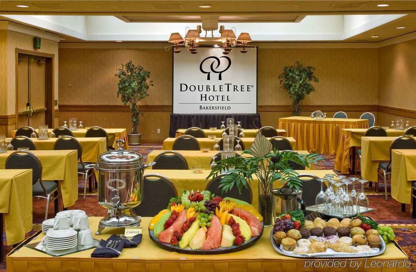 מלון Doubletree By Hilton בייקרספילד מתקנים תמונה