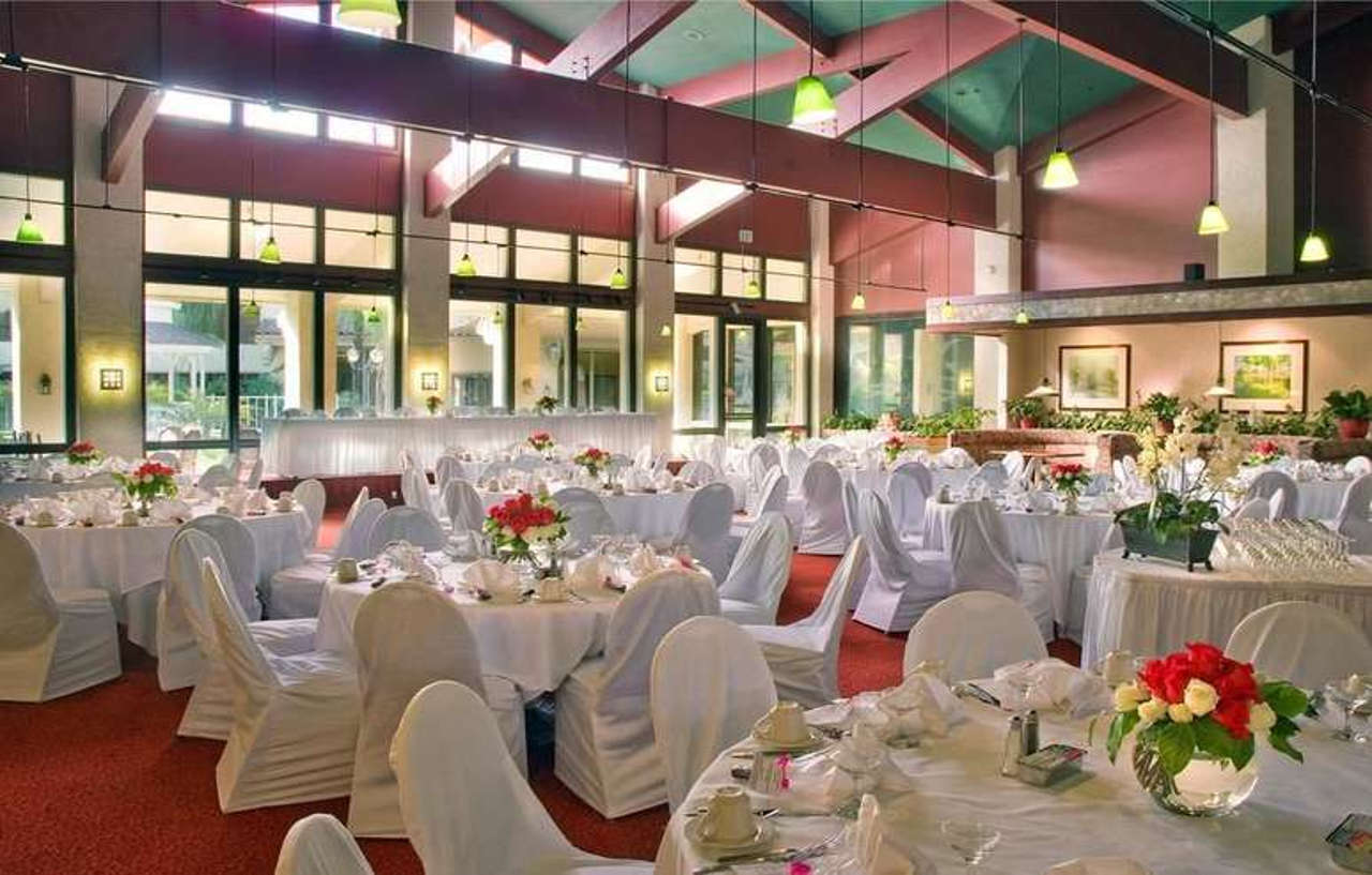 מלון Doubletree By Hilton בייקרספילד מראה חיצוני תמונה